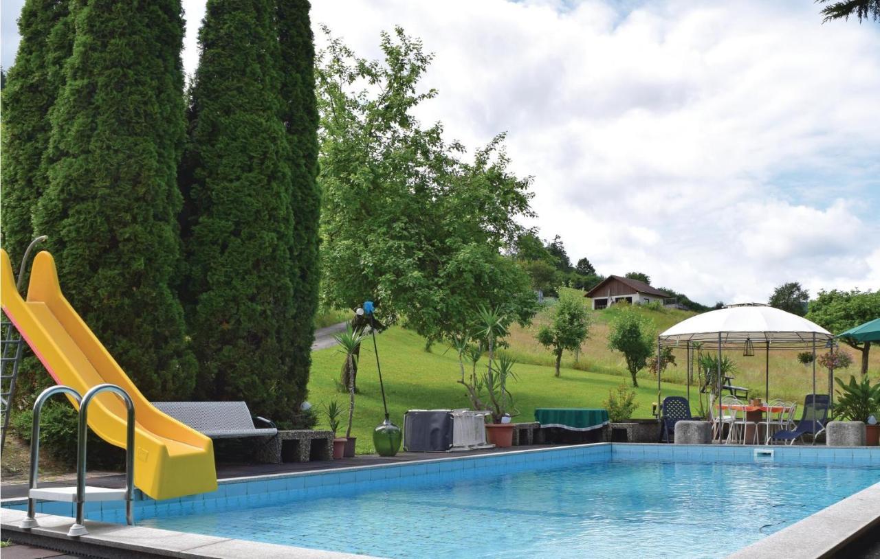 2 Bedroom Awesome Apartment In Welschensteinach 외부 사진