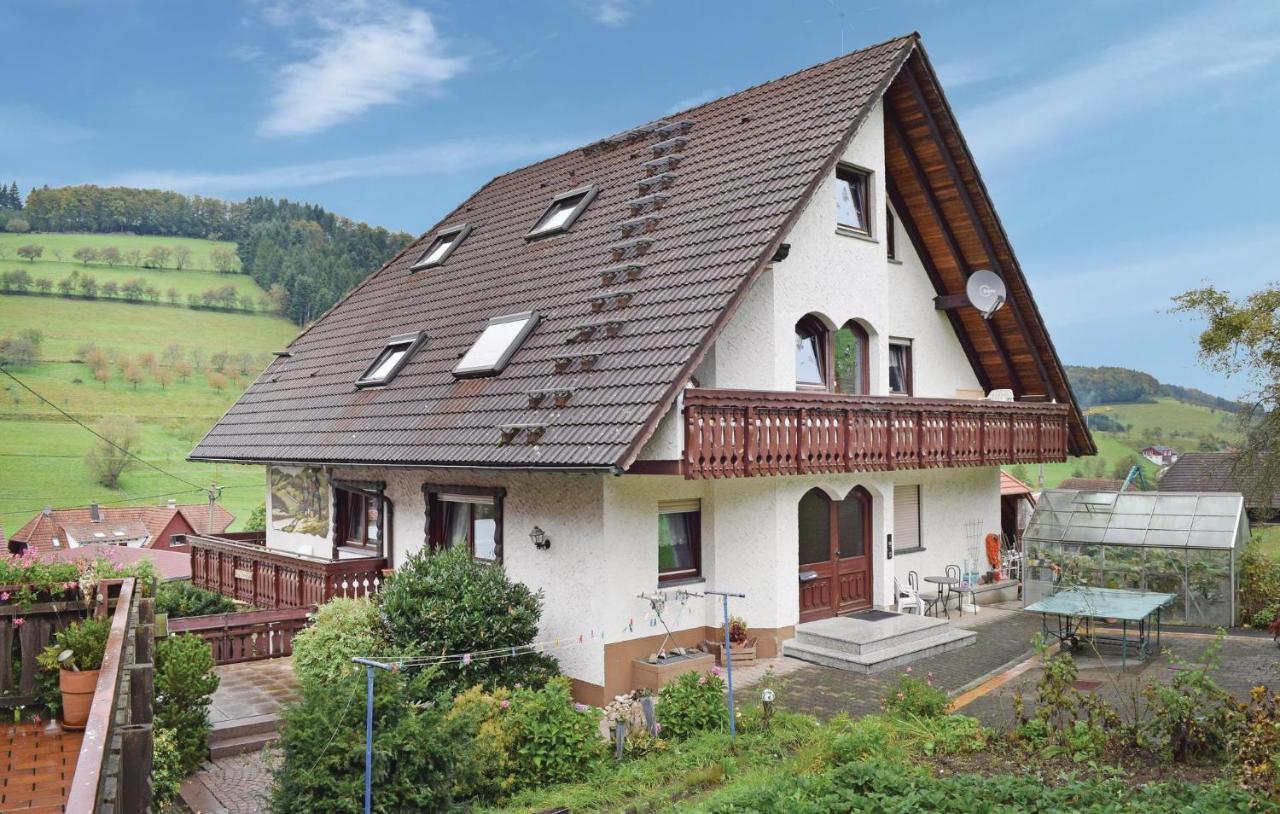 2 Bedroom Awesome Apartment In Welschensteinach 외부 사진