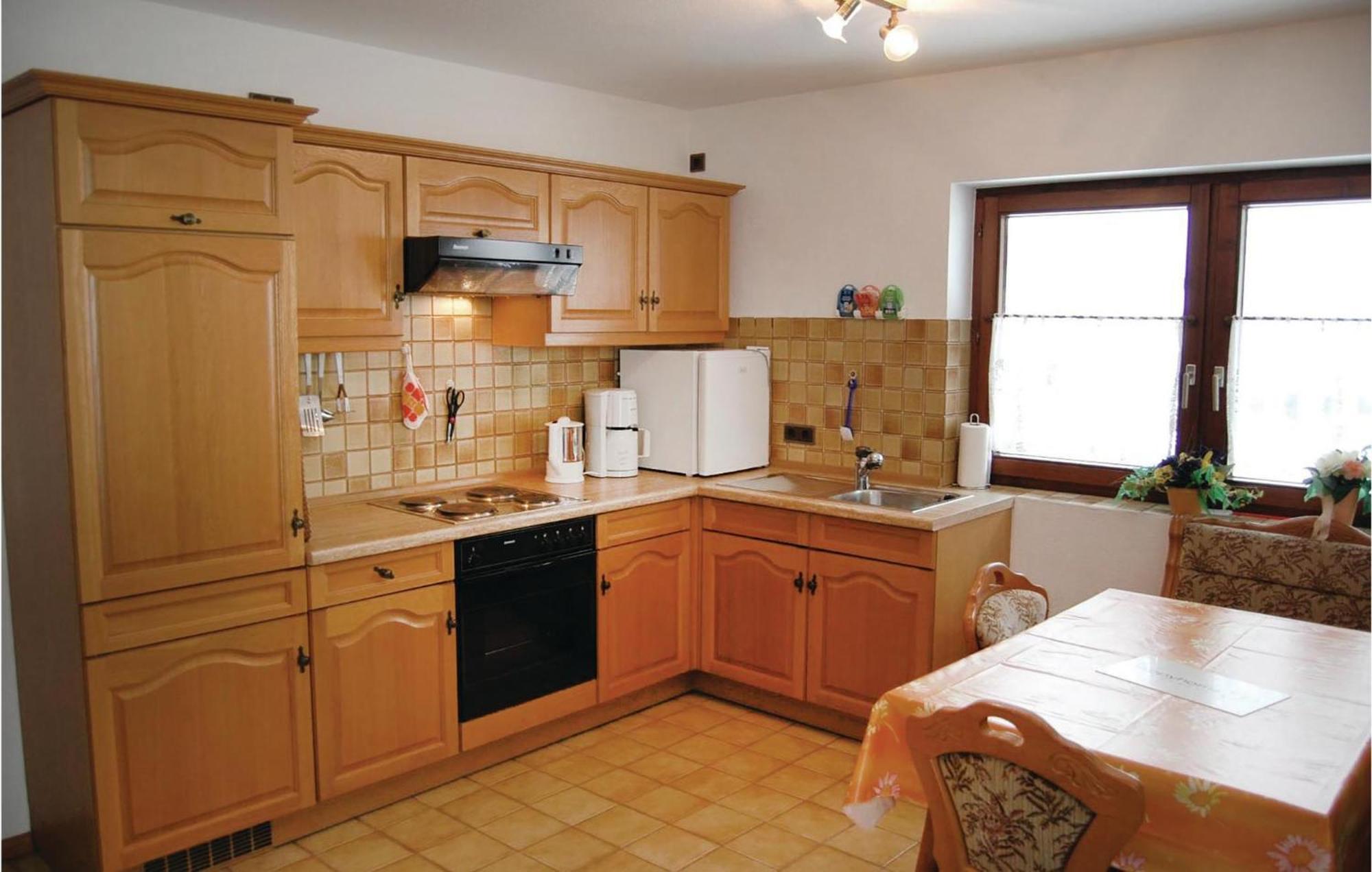 2 Bedroom Awesome Apartment In Welschensteinach 외부 사진