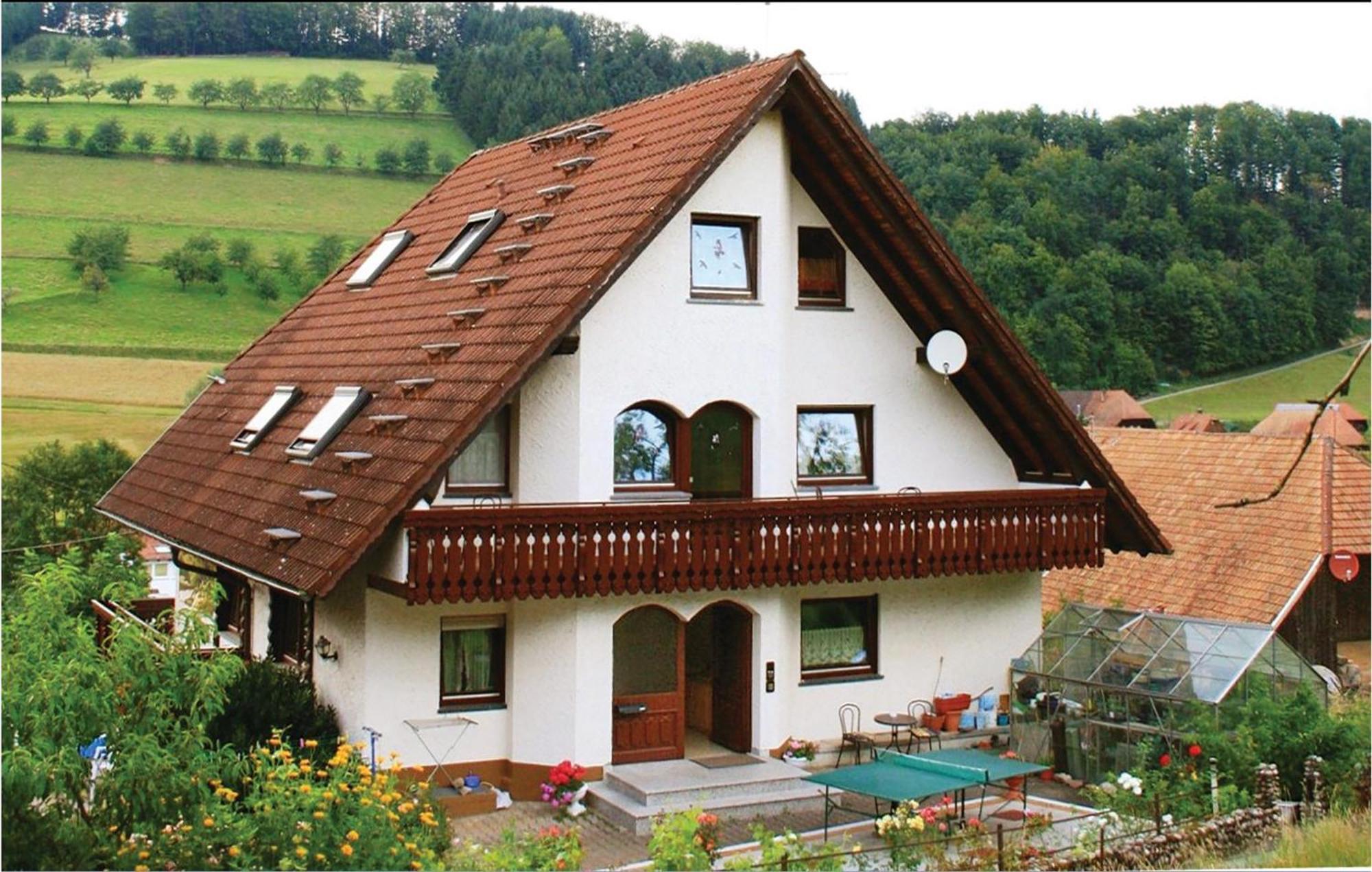 2 Bedroom Awesome Apartment In Welschensteinach 외부 사진